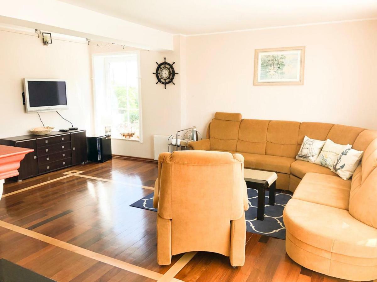 Villa Konik Morski Rewa Exteriör bild